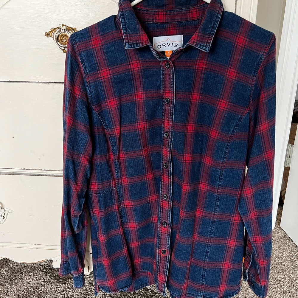 Womens Orvis cotton jean shirt in size medium